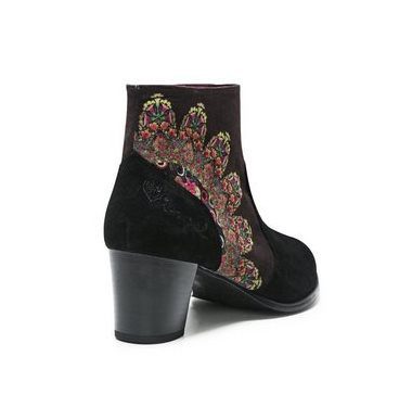 Shoes24