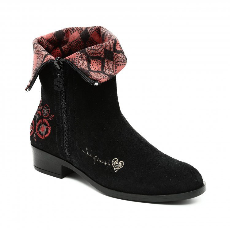 Shoes24
