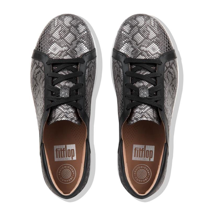 Shoes24