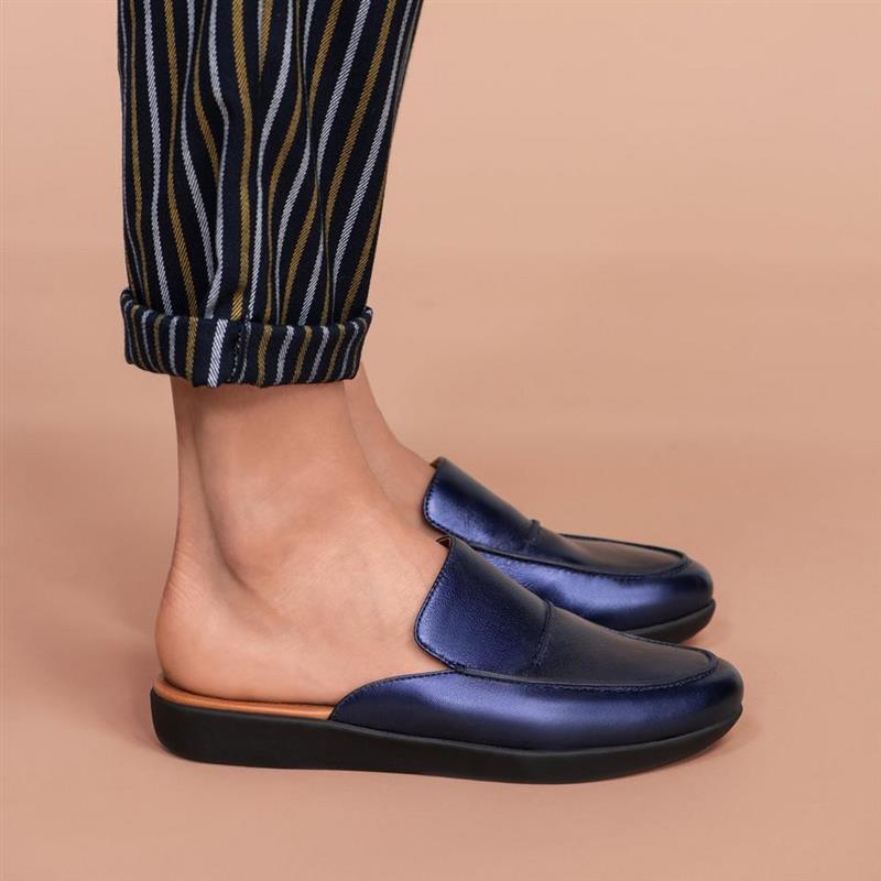 Shoes24