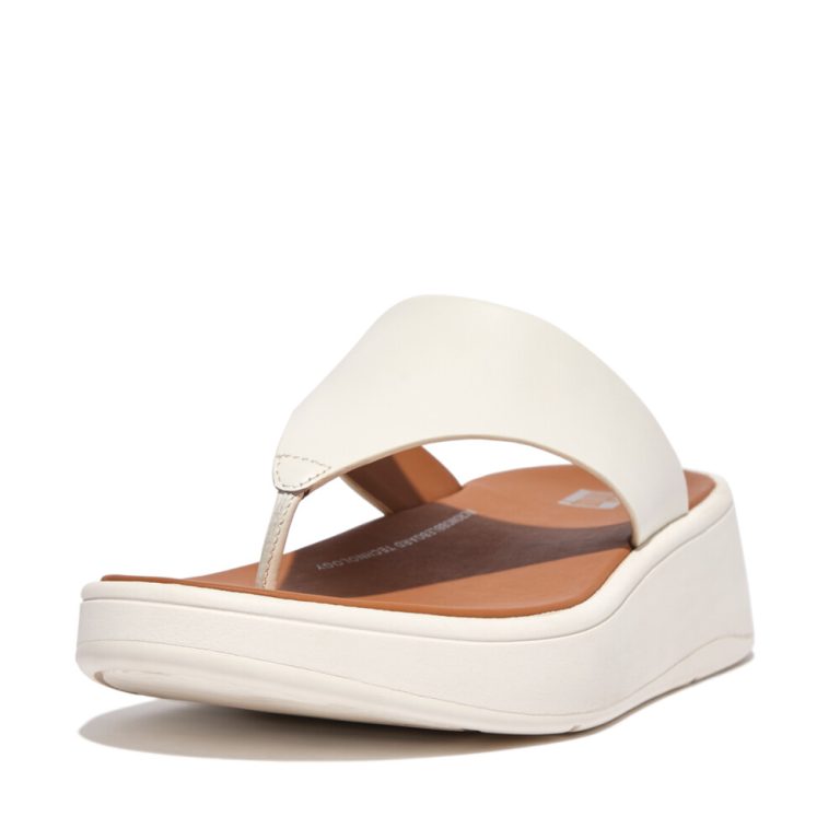 ⁦FitFlop | FW4-477  כפכפי פ-מוד פלאט פורם אצבע קרם⁩ – תמונה ⁦2⁩