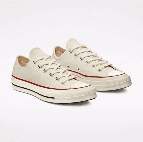 ⁦סניקרס קנבס נמוכות יוניסקס CONVERSE /  CHUK 70⁩ – תמונה ⁦2⁩