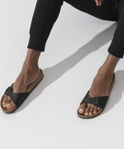 כפכפי בירקנשטוק לנשים BIRKENSTOCK / Madrid Black