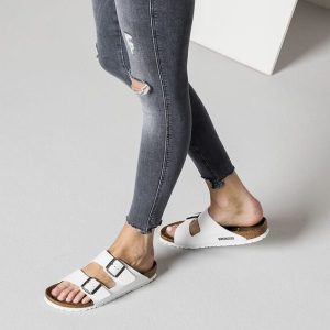 כפכפי בירקנשטוק לנשים BIRKENSTOCK / Arizona BS White