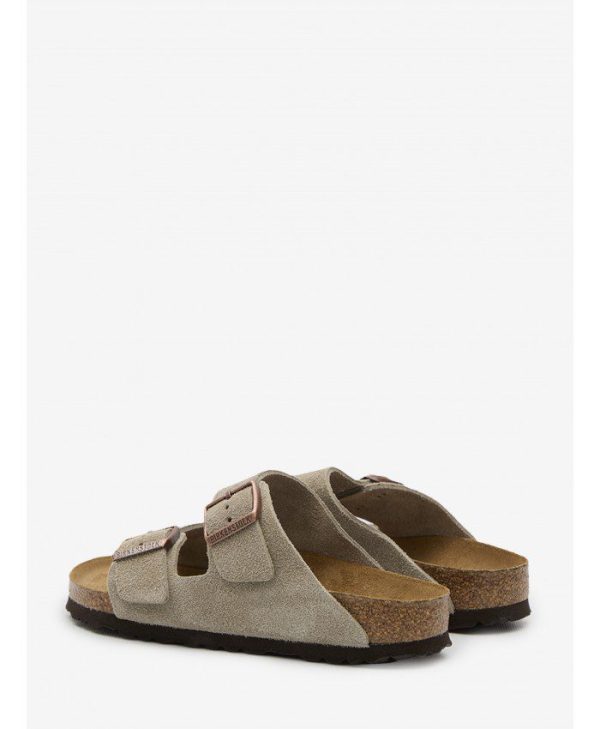 ⁦כפכפי בירקנשטוק לנשים BIRKENSTOCK / Arizona Taupe⁩ – תמונה ⁦4⁩
