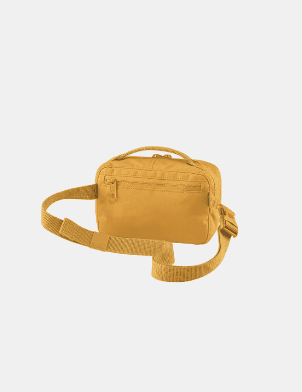 ⁦Fjallraven Kanken Hip Pack - מותנית/פאוץ קאן קן 2 ליטר בצבע חרדל⁩ – תמונה ⁦4⁩