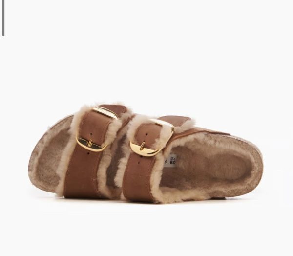⁦כפכפי בירקנשטוק עם פרווה לנשים BIRKENSTOCK / Arizona⁩ – תמונה ⁦3⁩