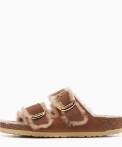 כפכפי בירקנשטוק עם פרווה לנשים BIRKENSTOCK / Arizona