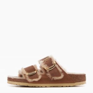 כפכפי בירקנשטוק עם פרווה לנשים BIRKENSTOCK / Arizona