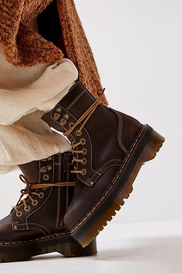 ⁦מגפוני פלטפורמה ג'יידון חום DR.MARTENS /  Jadon Arc⁩ – תמונה ⁦6⁩