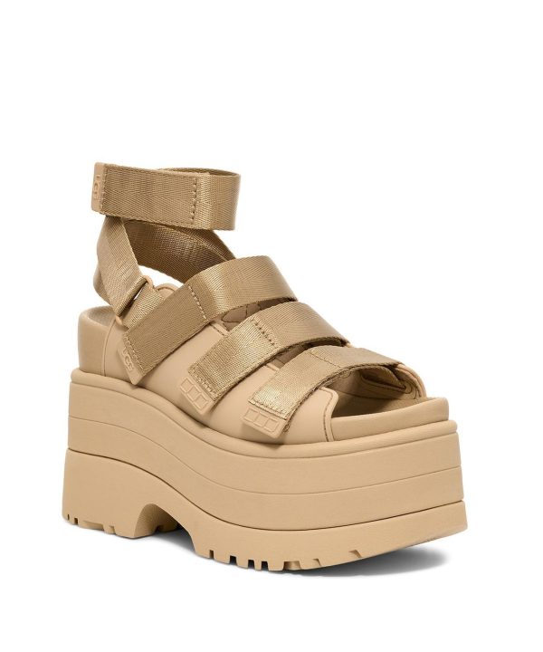 ⁦כפכפי נשים גולדן רייז חום UGG / GoldenRise⁩ – תמונה ⁦2⁩
