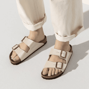 כפכפי בירקנשטוק אריזונה לנשים פרל לבן BIRKENSTOCK / Arizona