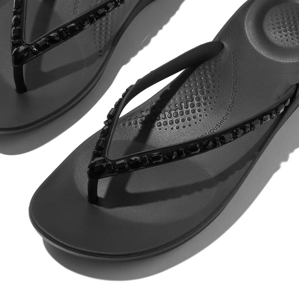 FitFlop iQushion Crystal Toe-Post | JC8-090 כפכפי אצבע לנשים עם קריסטלים בצבע שחור – תמונה 3