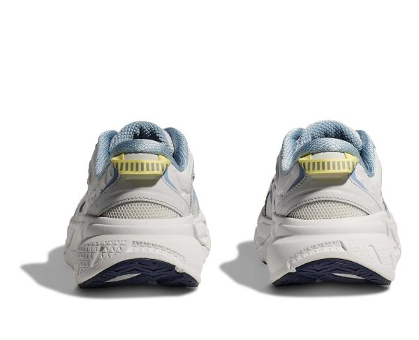 ⁦HOKA | CLIFTON סניקרס לנשים⁩ – תמונה ⁦4⁩