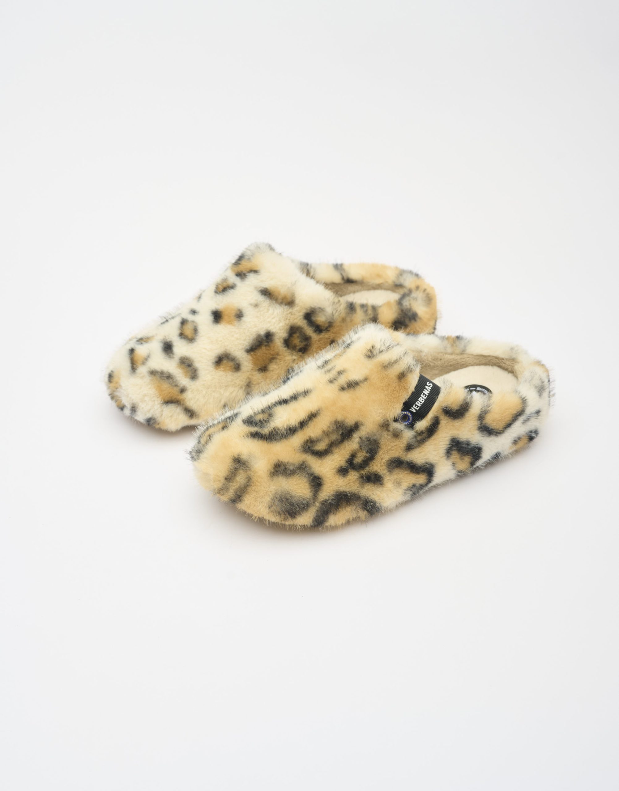 נעלי בית לנשים VERBANAS / YORK CURLY