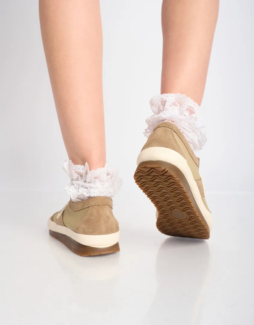 סניקרס בד נשים ARO / JOANETA PLUS – תמונה 3