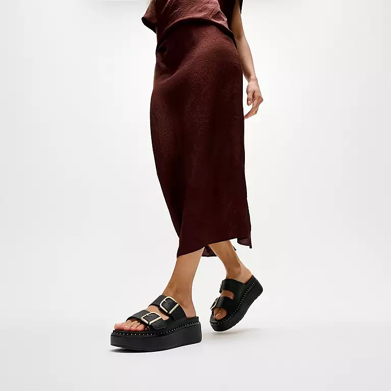 FitFlop GEN-FF | A3G-090 סנדלי נשים עם אבזם בצבע שחור – תמונה 4